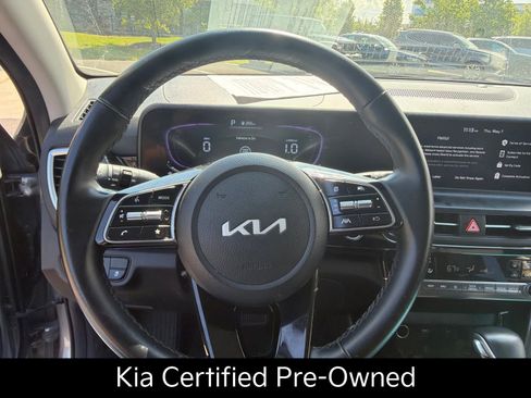 Certified 2025 Kia Seltos S AWD/4WD image 3