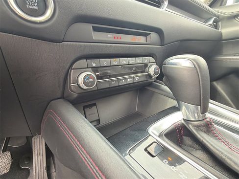 Certified 2023 MAZDA CX-5 Carbon Edition image 32