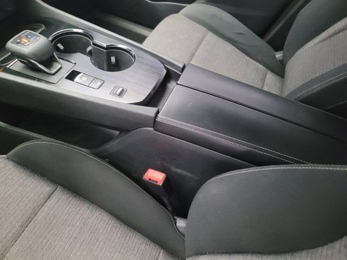 Used 2021 Nissan Rogue SV FWD image 26