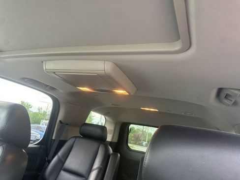 Used 2010 GMC Yukon Denali image 15