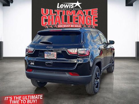 New 2026 Jeep Compass Latitude image 4