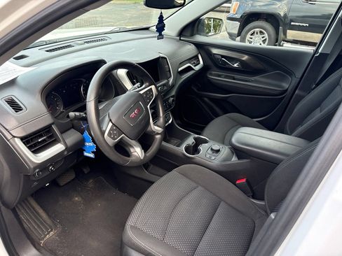Used 2023 GMC Terrain SLE w/ Driver Convenience Package AWD/4WD image 5