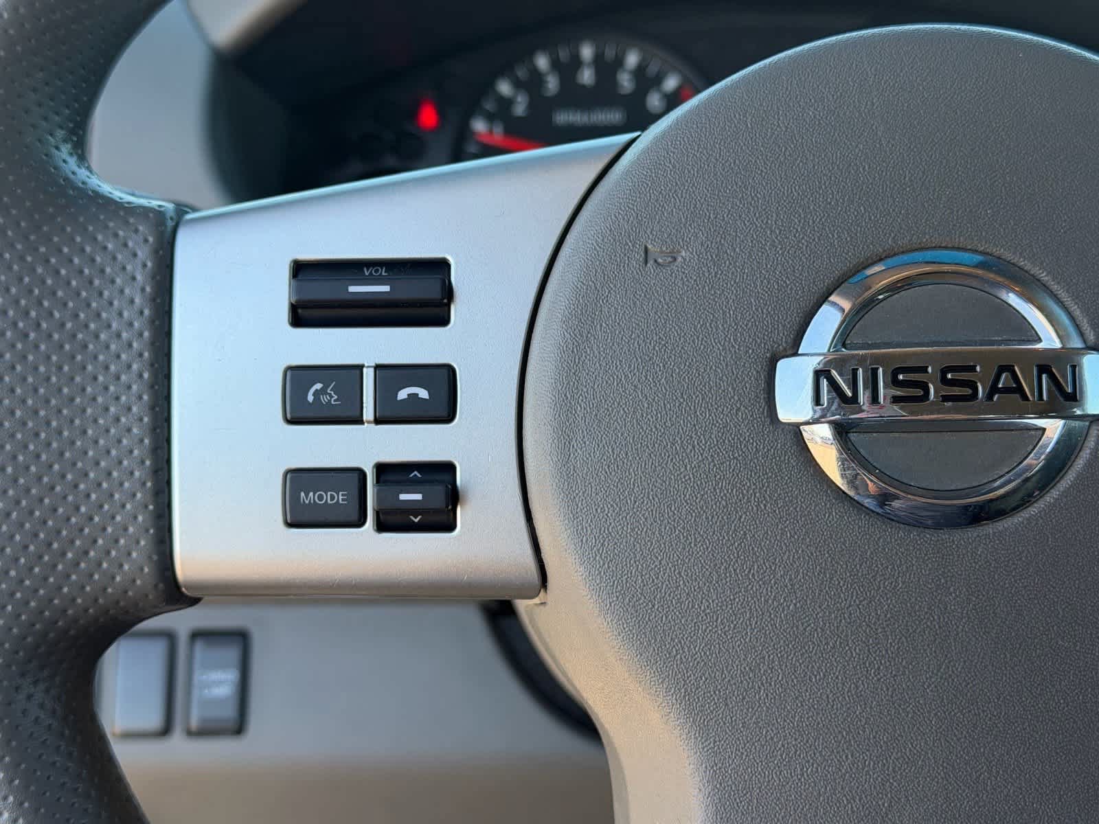 Used 2015 Nissan Frontier SV w/ SV Value Truck Package RWD image 16