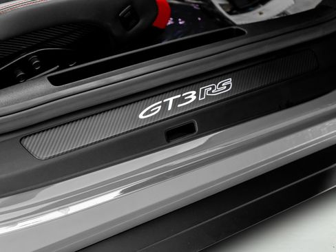 Used 2024 Porsche 911 GT3 RS image 34