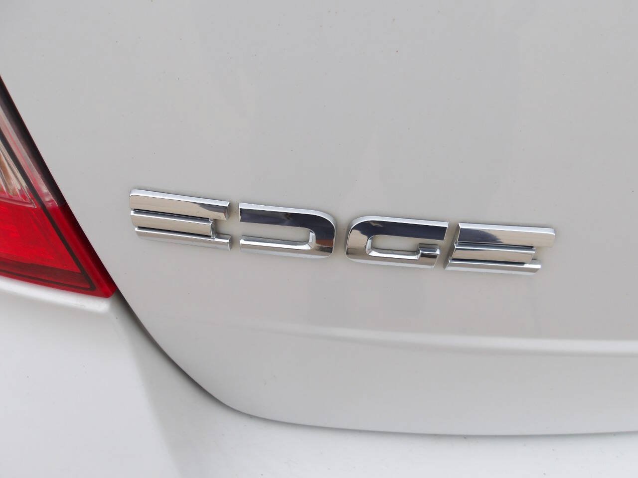 Used 2011 Ford Edge SEL w/ 202A Rapid Spec Order Code AWD/4WD image 37