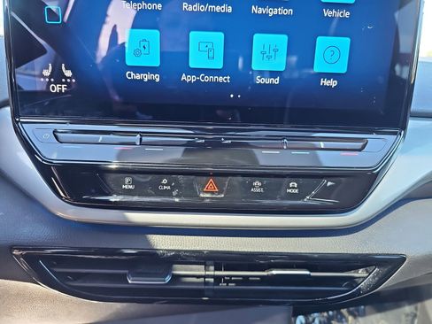 Used 2023 Volkswagen ID.4 Pro S image 21