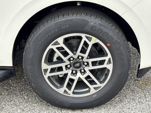 New 2026 Ford Expedition Max Active image 12