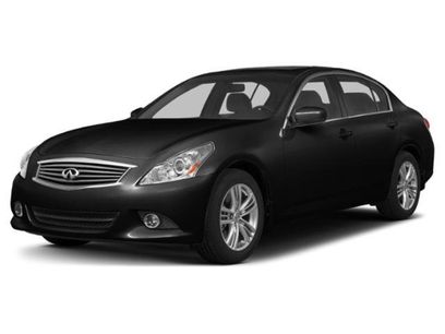 Used 2015 INFINITI Q40 w/ Moonroof Package