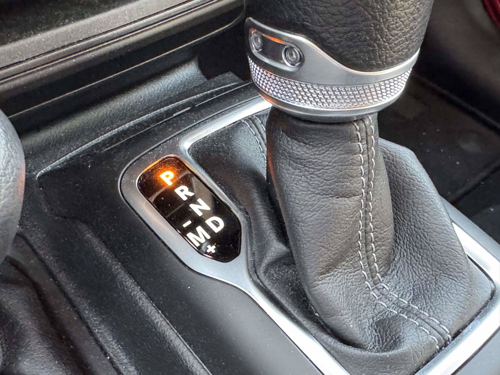 Used 2024 Jeep Wrangler Unlimited Sport AWD/4WD image 13
