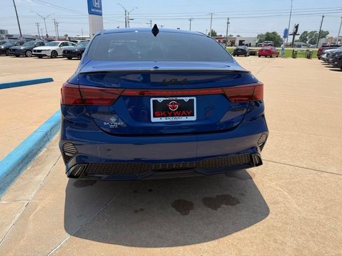 Used 2024 Kia Forte GT-Line w/ GT-Line Premium Package FWD image 11