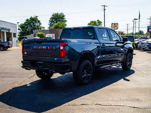 Used 2022 Chevrolet Silverado 1500 Custom Trail Boss w/ Safety Confidence Package AWD/4WD image 7