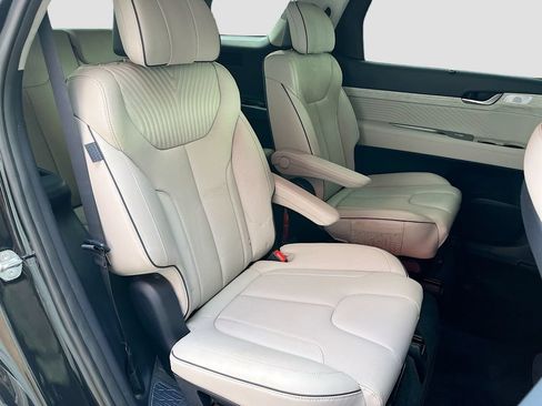 Used 2024 Hyundai Palisade Calligraphy FWD image 30