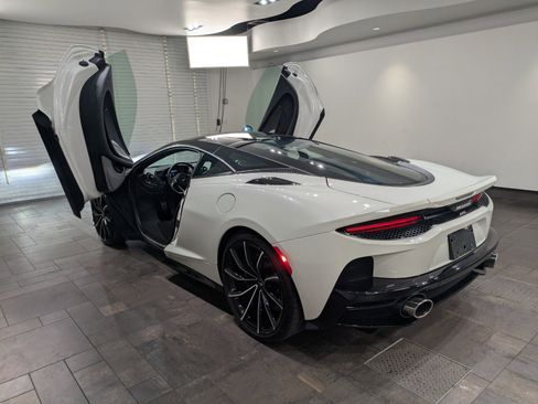 New 2025 McLaren GTS image 25