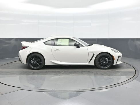 New 2026 Toyota GR86 Premium RWD image 9