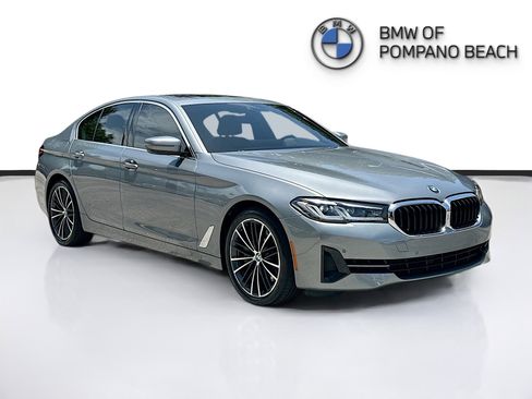 Used 2023 BMW 540i w/ Convenience Package image 1