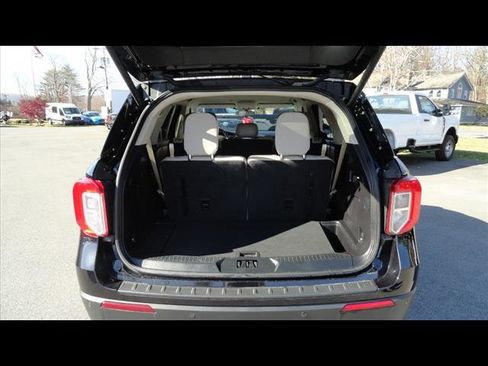 Used 2021 Ford Explorer XLT w/ Equipment Group 202A image 22