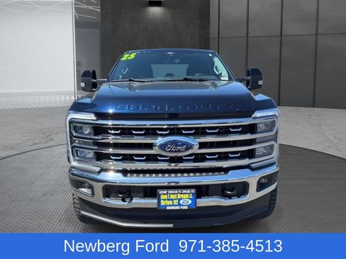 Used 2025 Ford F350 Lariat w/ Camper Package AWD/4WD image 2