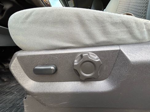 Used 2012 Ford F250 XLT w/ Advanced Security Group image 11