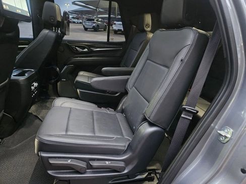 Used 2021 GMC Yukon Denali w/ Denali Premium Package AWD/4WD image 15