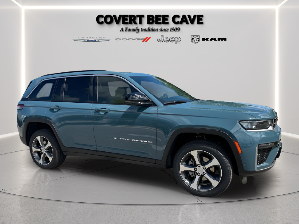 New 2026 Jeep Grand Cherokee Limited w/ Luxury Tech Group II RWD image 17