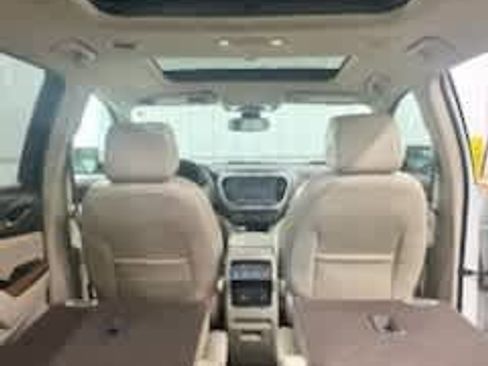 Used 2017 GMC Acadia Denali w/ Technology Package AWD/4WD image 15