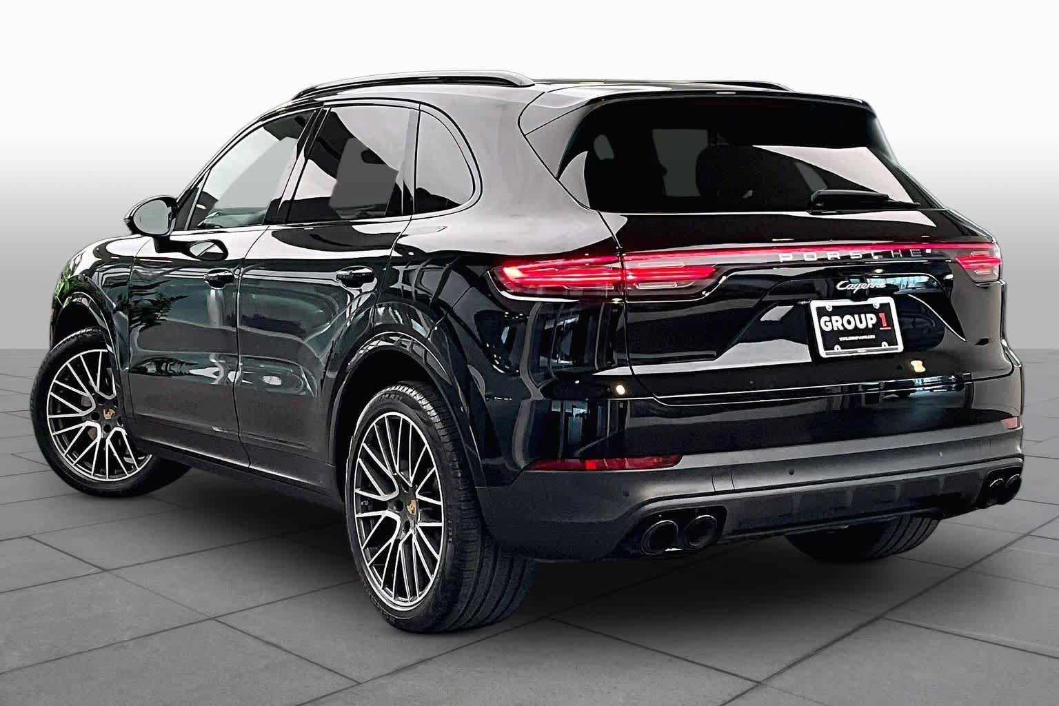 Used 2021 Porsche Cayenne AWD/4WD image 11