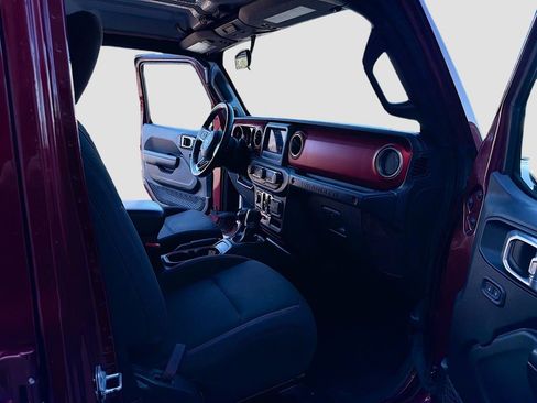 Used 2021 Jeep Wrangler Unlimited Rubicon w/ Safety Group image 14