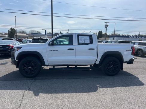 Used 2024 Chevrolet Colorado Trail Boss w/ Advanced Trailering Package AWD/4WD image 2