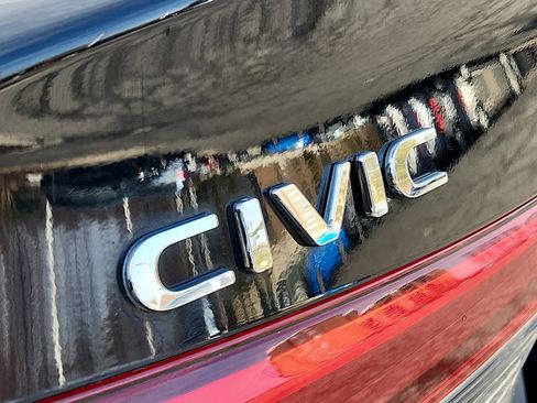 Certified 2022 Honda Civic Sport image 29