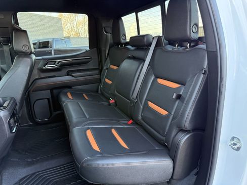 Used 2022 GMC Sierra 1500 AT4 w/ AT4 Premium Package image 30