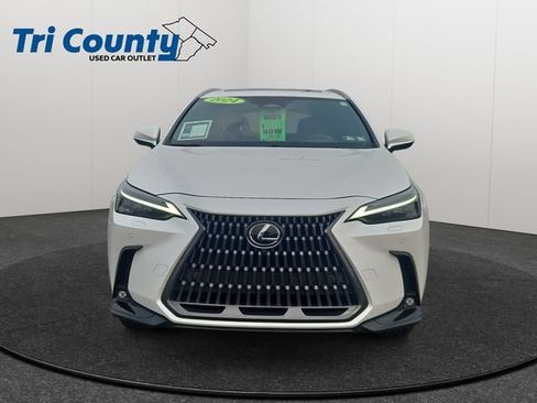 Used 2024 Lexus NX 350 AWD w/ Luxury Package image 2