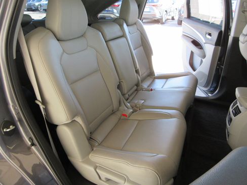 Used 2018 Acura MDX SH-AWD image 22