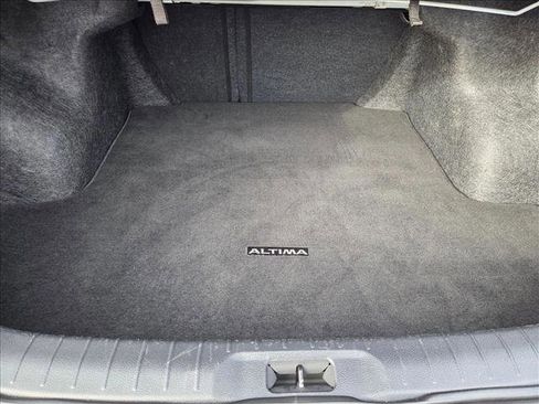 Used 2023 Nissan Altima 2.5 SR image 6