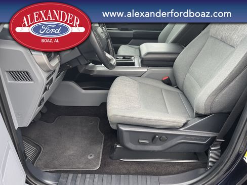 Used 2022 Ford F150 XLT w/ Equipment Group 302A High image 13