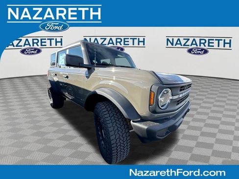 New 2025 Ford Bronco 4-Door w/ Sasquatch Package image 1