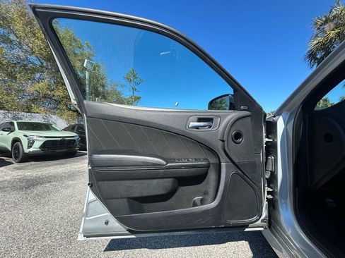 Used 2023 Dodge Charger R/T w/ Blacktop Package image 29