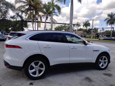 Used 2019 Jaguar F-PACE Premium AWD/4WD image 17