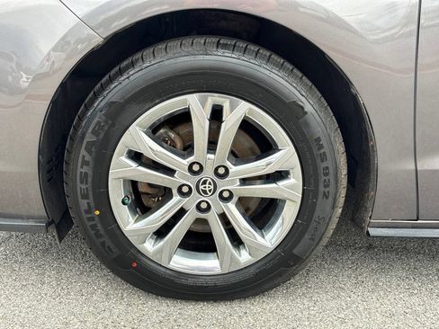 Used 2022 Toyota Sienna XSE w/ XSE Plus Package AWD/4WD image 42