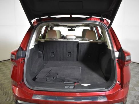 Certified 2024 Nissan Rogue SV w/ SV Premium Package AWD/4WD image 30