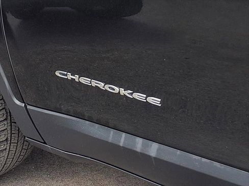 Certified 2020 Jeep Cherokee Limited AWD/4WD image 25