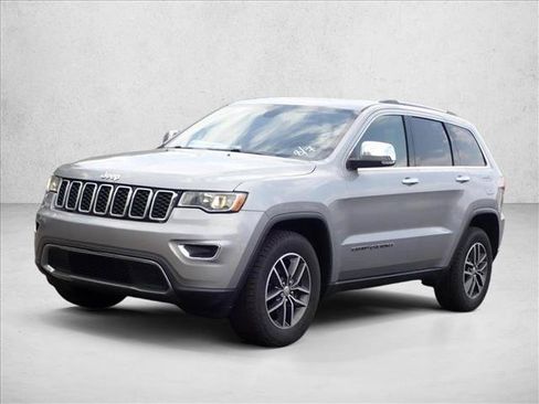 Used 2018 Jeep Grand Cherokee Limited AWD/4WD image 6