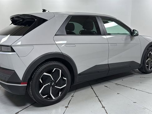 Used 2022 Hyundai Ioniq 5 SEL w/ Cargo Package image 5
