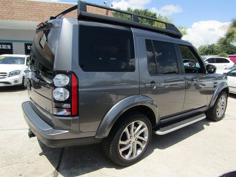 Used 2016 Land Rover LR4 HSE AWD/4WD image 4