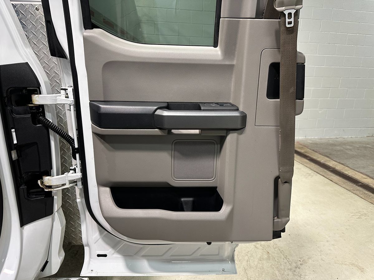 Used 2017 Ford F350 XLT RWD image 28
