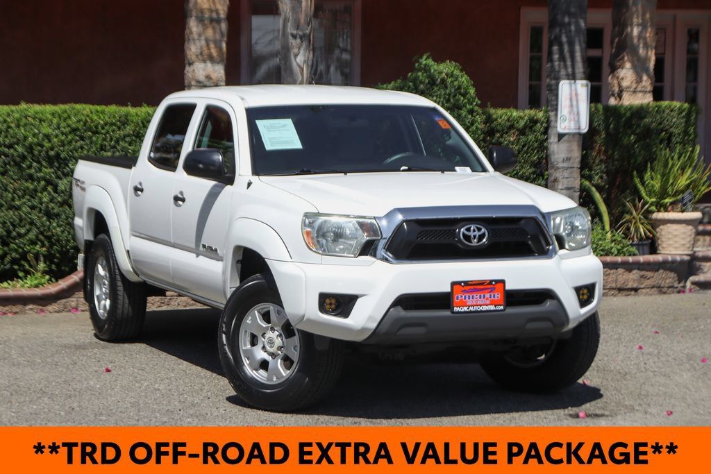 Used 2015 Toyota Tacoma PreRunner w/ TRD Off-Road Package RWD image 2
