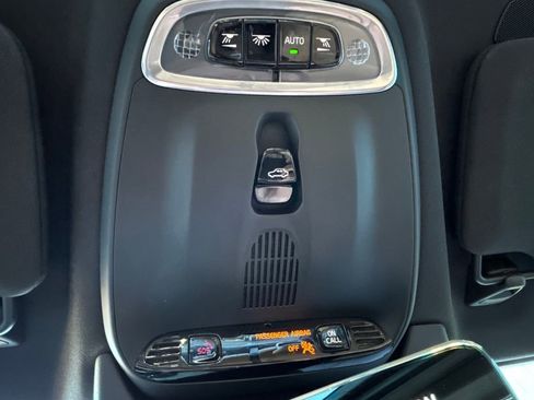 Used 2017 Volvo S90 T6 Inscription w/ Vision Package image 33