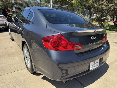 Used 2012 INFINITI G37 Journey w/ Premium Pkg RWD image 10