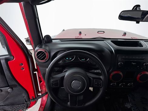 Used 2014 Jeep Wrangler Sport image 19