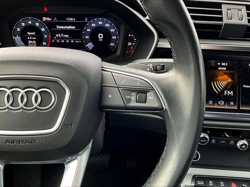 Used 2024 Audi Q3 2.0T Premium image 24