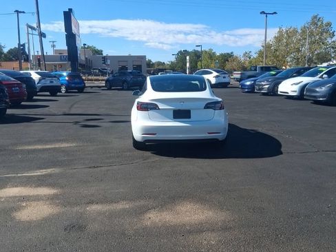 Used 2023 Tesla Model 3 Standard Range RWD image 3